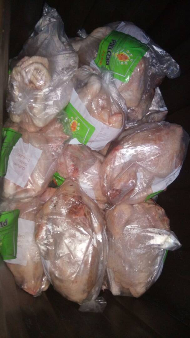  Oeufs Couver - viandes et oeufs bjr.besoin d un fournisseur d oeufs a couver pour une ferme à douala ..3000 pour chair dans un delài d une semaine et ceci tous les 21jours.