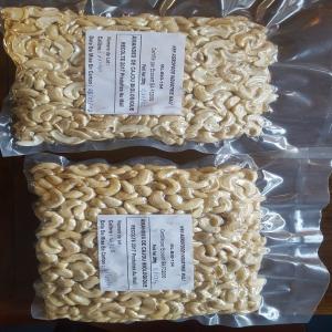  Amandes De Cajou Bio - fruits secs et graines grillées bonjour, --nous produisons sur commandes fermes à la demande des amandes de cajou bio certifiées par ecocert. nous avons une unité de transformation au mali et pouvons exporter à travers les ports de dakar,  abidjan ou conakry.--nous restons à votre disposition pour 