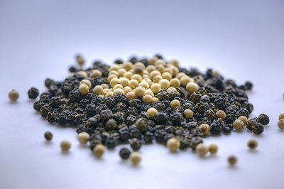  Fournisseur Poivre Noir Et Blanc De Penja - épices aromates spécialisé dans le domaine de l'import et de la vente des épices en france,  nous venons vous proposer de mettre à votre disposition du poivre au goût unique,  qui de nous nos jours est de plus en plus consommé dans tous les pays.--en effet,  cette épic&e