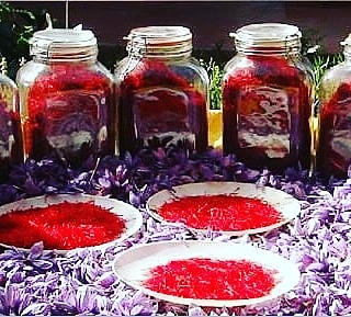  Safran Marocain De Taliouine - épices aromates bonjour,  ----nous disposons du safran en pistils marocain de taliouine de tres bonne qualité,  connu au niveau international pour ses qualités aromatiques et medicinales.--conditions ---_ prix - negociable selon quantite--_ emballage - en vrac --_ transport gratuit via dhl--nous sommes 