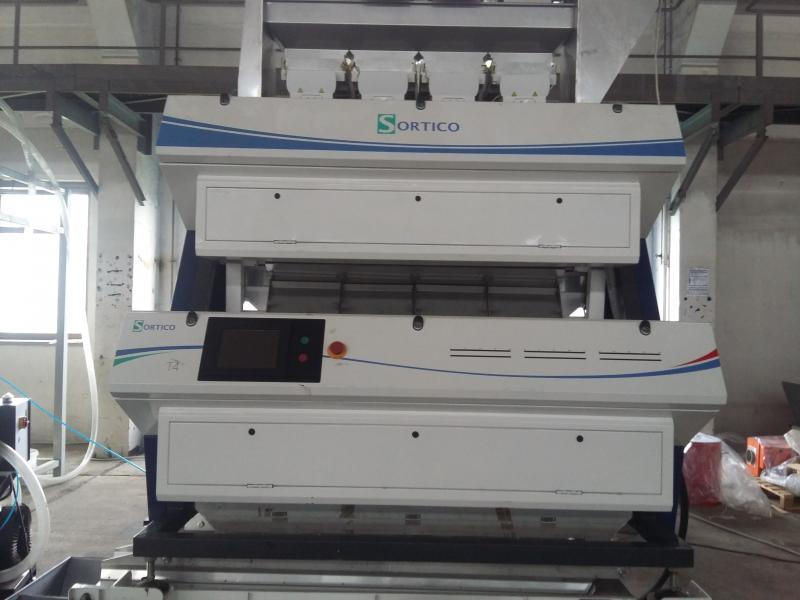 Trieur Pour Séparer Couleurs. Rendement - matériels machines trieur pour séparer 2 couleurs. rendement 1000 kg / h--utilisez dans notre centre de technologie comme démonstration. essai de fonctionnement (camion à pleine charge) etc.--nous offrons- machines d'extrusion de matières premières plastiques (pe,  pp,  pv,  pet,  abs,  p