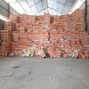  5000 Riz - céréales a vendre plus de 5000 t de riz origine inde,  br&eacute;sil et uruguay. stock sur dakar. 11 000 fcfa par sac de 50kg. prix sous douane. contact direct par t&eacute;l&eacute;phone.