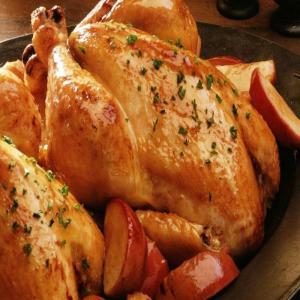  Rotisserie Poulet Roti - viandes et oeufs bonjour--je suis en train de creer une entreprise dans ledomaine dela rotisserie et je souhaite trouver de bons fournisseurs.j'amarais trouver des producteures local dans l'ain .les volailles doivent pesé entre 1, 3kg a 1, 5 kg. 