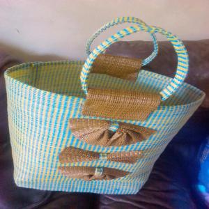  Recherche De Partenariat - autres bonjour,  je recherche des entreprises partenaires,  en vue de l'&eacute;coulement de leurs produits             