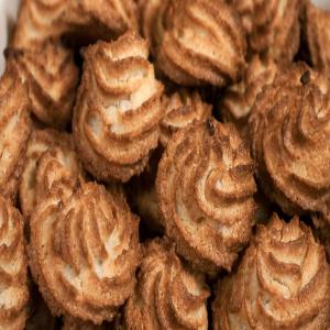  Petits Fours - produits sucrés nous avons de très bons biscuits petits fours sous différents packagings.--nous cherchons à les exporter.--possibilité de mettre votre marque dessus selon la quantité.