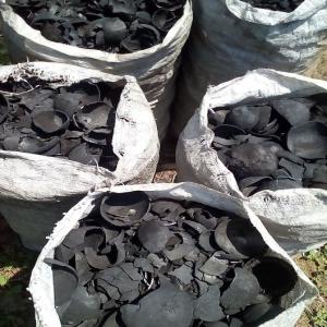  Sac De Noix De Coco De 50 Kg - autres la noire  a p&egrave;se 500g et b 450g  de tr&egrave;s bonne qualit&eacute;.--je peux fournir 150.000 noix dans le mois les noires de types a et b.--mon code d'achat est tr&egrave;s simple et pratique &agrave; tous- vous commandez et un mois apr&egrave;s vous venez le chercher.