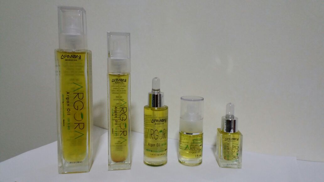  Huile Argan - huiles entreprise marocaine,  spécialisée dans la transformation des différentes graines et plantes oléagineuses pour la préparation et le développement des huiles naturelles et essentielles 100 % naturelles,  spécialement adaptées aux industriels op&ea