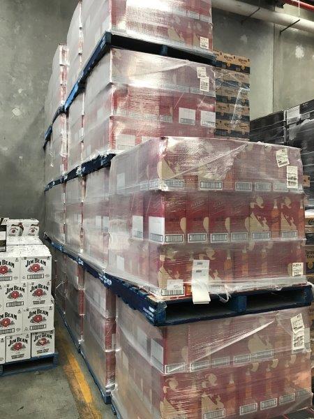  Whisky Johnnie Walker, Jack Daniel's, Chivas, - boisson alcoolisée bonjour, --nous vous proposons d'importants stocks de whisky,  gin,  vodka,  tequila,  rhum ...--- ballantines,  chivas,  glenfiddich,  bowmore,  bushmills,  dewars ,  jack daniel's,  jim beam,  j&b,  glenmorangie,  grants,  ...--- smirnoff,  belverdere,  grey goose,  abosulte,  finlandia,  ...--- gordon's gin,  beefeate