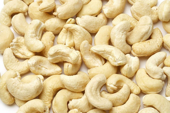  Vente Fob, Cif De Noix De Cajou Décortiquées - fruits secs et graines grillées nous vous fournissons des noix de cajou (décortiquées) et de sésame de qualité vendues fob,  cif,  dap ou ddp à des prix très concurrentiels. nous pouvons aussi vous proposer de la pâte de noix de cajou.--qualités- sur requete de l'acheteur.