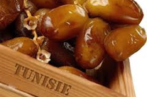  Dattes Tunisiennes - fruits et légumes une entreprise tunisiene,  producteurs et exportateur de dattes tunisiennes,  deglet nour,  nous commercialisons des dattes purement tunisiennes de la r&eacute;colte de 2018. la qualit&eacute; du produit et du service est garantie.--