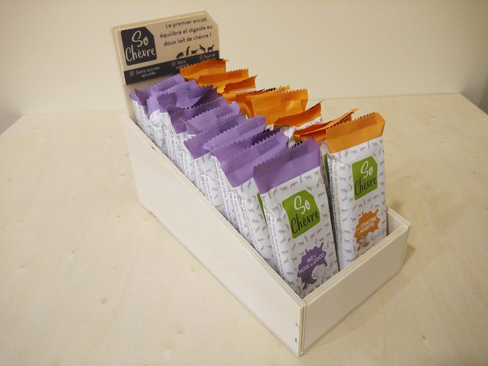  Snacking Sain Barres Au Lait De Chèvre - lait et produits laitiers innove en proposant les atouts nutritionnels du lait de chèvre dans une gamme snacking sain à conservation ambiante longue duree,  les deux premiers produits sont des barres nutritionnelles saines et naturelles à base de lait de chèvre,  de fruits secs et de cér&eacu