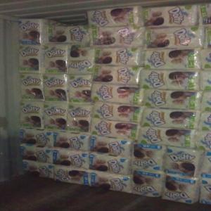  Couches De Bebe Baby Diaper) - hygiene entretien salut -- nous avons une bonne gamme de couches et lingettes pour bébé (mini,  junior,  midi,  maxi). --nous contacter pour plus d'informations. 