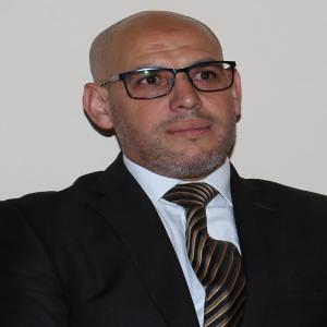  Partenaire Commercial - aliments pour animaux salut je suis un repr&eacute;sentant commercial et suivi technique avec une exp&eacute;rience de plus de 15 ans au maroc -- j ai travaill&eacute; dans des grandes entreprises de production d'aliment pour animal et de c&eacute;r&eacute;ale  --j aimerai avoir un partenaire avec contrat cdi ou cdd ou f