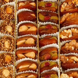  Excellentes Dattes - fruits et légumes bonjour,  nous sommes une entreprise fiable implant&eacute; en tunisie qui cherche des clients s&eacute;rieux pour import&eacute; des produits agricoles tel que les fruits (les dattes dattes nour ) de tr&egrave;s bonne qualit&eacute; dattes branch&eacute;es   dattes r&eacute;gimes   dattes raviers   