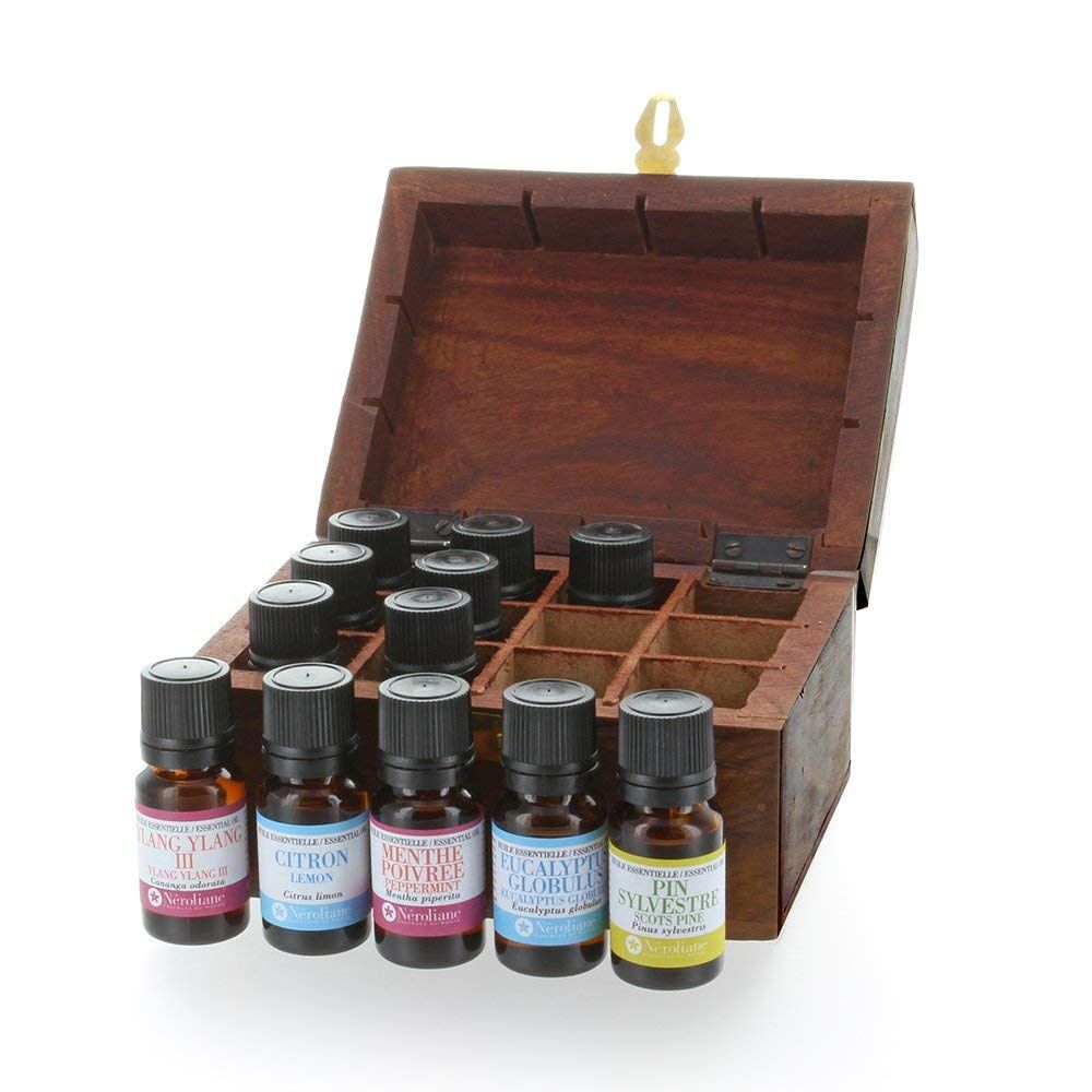  Coffret De 12 Huiles Essentielles Utiles - huiles -coffret en bois finis avec 12 huiles (citronnelle / citriodora / curcuma / cypres / eucalyptus / g&eacute;ranium / girofle / katrafay / saro / niaouli / ravintsara /ylang)-----moq- 50 pi&egrave;ces-----d&eacute;lais de production- 30 jours-----prix- 60 euros-----moq pour obtenir un fret a&eacute;ri