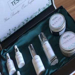  Recherche De Partenaires Et Clients - huiles bonjour,  nous sommes à la recherche des partenaires distributeurs ou clients pour la commercialisation de notre huile d'argan  et huile de figue de barbarie. nos huiles sont de bonne qualité et certifié 100% bio par l’organisme  ecocert. --nous vous offrons tout type de conditio