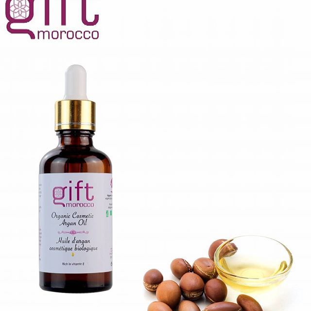  Huile D'argan - huiles  c est au sud du maroc que l arganier pousse. l&agrave;-bas on l appelle « don de dieu »,  car l huile d argan apporte de nombreux bienfaits. on vous en donne quelques-uns- l huile d argan peut remplacer votre cr&egrave;me de jour- l huile d argan est cicatrisante-l huile d argan combat l acn&eacute;