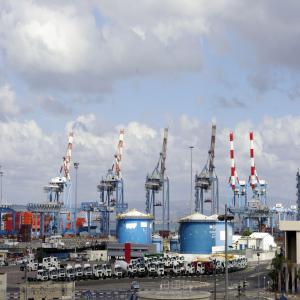  Huile De Gazoil - pétrole gaz bonjour, --je suis transiteur pour mon partenaire qui dispose huile de gazoil sur place en vente au port accra ghana.--mon partenaire dispose 3500 tonnes huile de gazoil sur place au port tema ghana accra.--quantit&eacute;- 3500 tonnes--prix par litre.325f cfa fob.--prix par tonne- 325.000f cfa fob.-