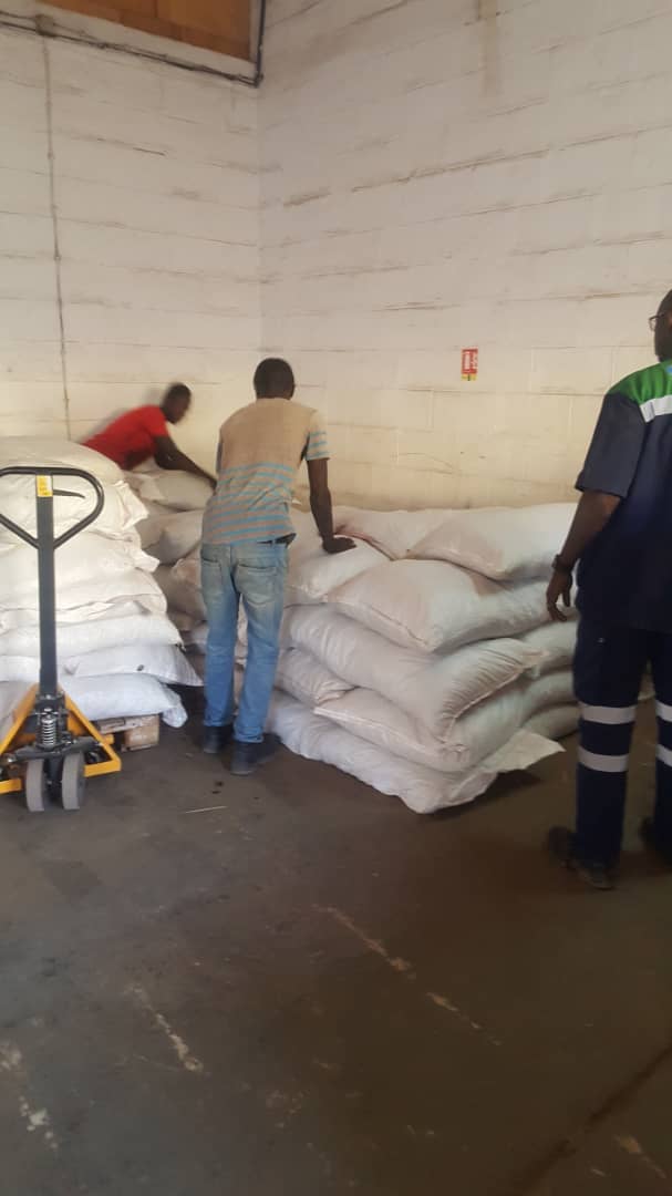  Je Recherche Un Acheteur De Bissap Disponible - fruits et légumes bissap vinto  bien seché venant du burkina faso déjà traité et conditionné préalablement destiné à etre exporté 