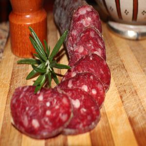  Offre De Viande Transformée Certifie - viandes et oeufs la préparation se fait avec de la viande halal choisi,  en utilisant seulement la meilleure partie de la viande bovine viande fraîche,  tous les additifs naturels,  sans colorants artiﬁcieles ni conservateurs.--produit sain et de qualité,  faible en gras et en cholestér