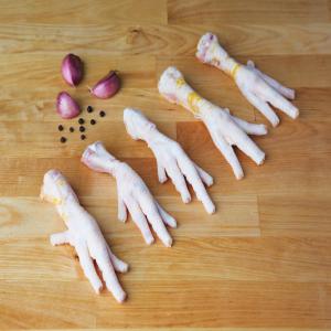  Frozen Chicken Feet,chicken Feet,fresh Chicken Fe - meat and eggs skin-on,  --dry,  moisture less than 5%.--cleaned,  no bruise,  no blood,  no bad smell,  no feather,  no broken bones,  grade a quality.--feather off--white skin--outer yellow skin off--no bruises--no black pads or ammonia burns--no bad smells--no excessive blood or blood stains