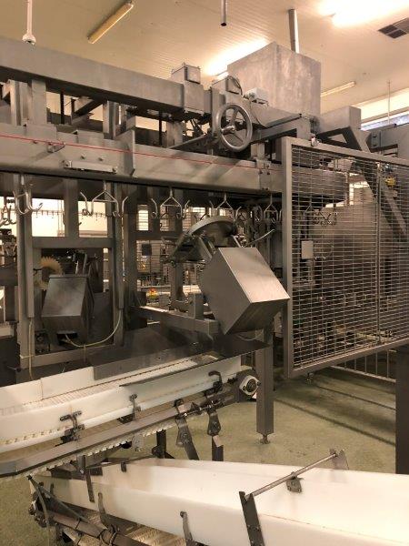  Ligne D'abattoir Jusqu'à 6000 Bph - matériels machines ligne d'abattoir jusqu'à 6000 bph----rendez-vous amoureux---entre 2010 et 2015----la ligne comprend-----coupeur de cou----coupe aile 3 parties----cutter de la paroi abdominale.----avant demi coupe----coupe-selle sur deux quarts ou deux jambes non anatomiques (2 couteaux)----abducteur de jambe