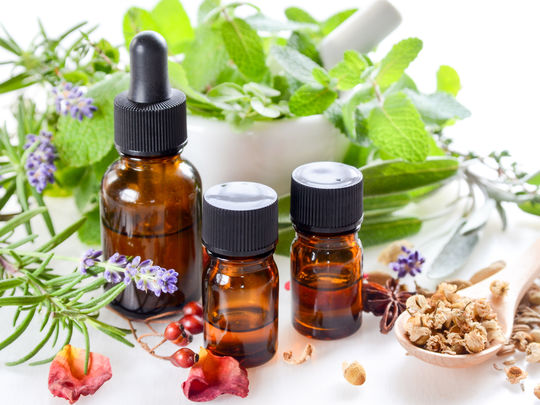  Cherche Client - huiles nous sommes produisons des huiles essentielles ( néroli ,  romain ,  géranium ,  figure de barbarie ) et eau floral ( rose ,  eau floral d’orange,  géranium) de bonne qualité avec bon prix acceptable et négociable .  
