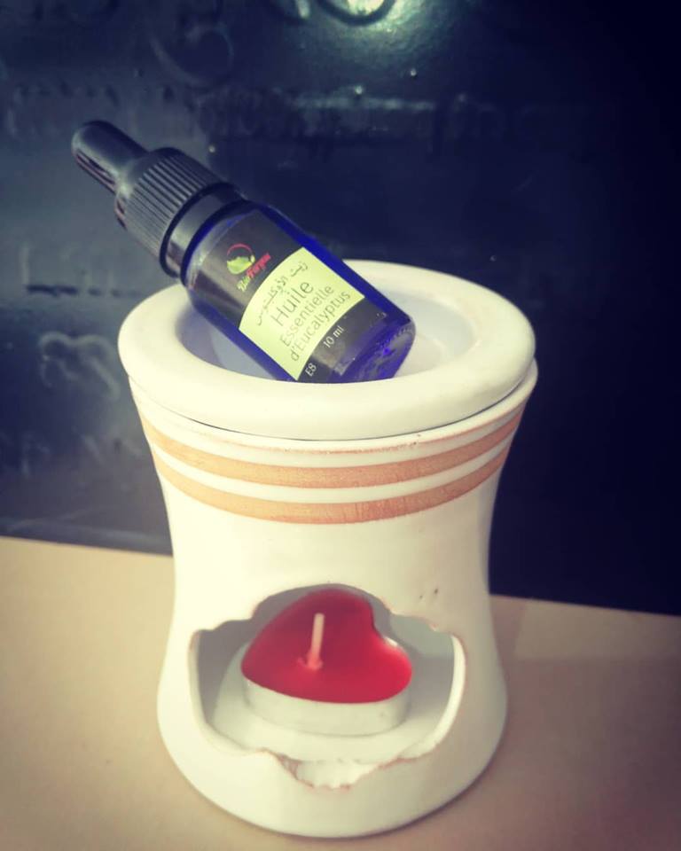  Huiles Alimentaires Et Cosmétiques - huiles nous sommes &agrave; votre disposition pour toutes les huiles - avocat,  carotte,  cresson,  fenugrec,  fleur d'oranger,  girofle,  lavande,  lin,  menthe,  moutarde,  nigelle,  noix,  noix de coco,  ricin,  romarin,  rose,  sauge,  sesam,  soja,  eucalyptus,  origan,  --nous sommes disponible pour toute autres informat