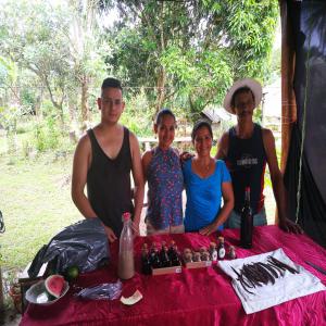  Vanille, Cacao, Poivre Blanc Et Poivre Noir, - épices aromates produits certifiés biologiques et équitables ou en voie de l'etre,  provenant exclusivement de petites exploitations familiales réunies ou non en association ou coopérative. vanille planifolia ou hybride,  classés par qualité (de qualité extrait à