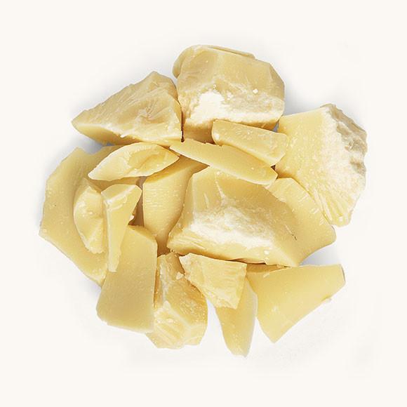  Beurre De Cacao - matières grasses bonjour,  --nous sommes capables de vous livrer 50 tonnes de beurre de cacao par mois ,  voire plus depuis la cote-d'ivoire . --le prix du kg est de 3000 fcfa soit 4, 57 euros et le transport est au frais de l'acheteur . nous livrons aussi du beurre de karit&eacute; ,  anacarde,  arachides et tout autres