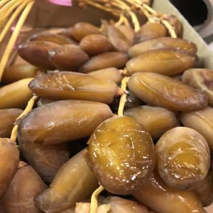  Dattes Deglet Nour Algérie Tolga - fruits et légumes extra dattes est une entreprise de conditionnement et exportation de dattes. étant ouvert sur le monde, --notre réseau commercial international nous permet d’exporter en europe,  en amérique et en afrique.--notre entreprise a réussi à concilier tradition et modernit&