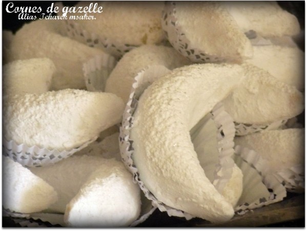  Alimentation Générale - patisserie bonjour,  je suis a la recherche de fournisseur en pâtisserie orientale,  algérienne,  libanaise,  turc , marocaine,  tunisie,  merci d'avance .
