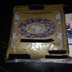  Vente De Café Robusta D'excellente Qualité - café cacao thé a votre attention!!!--nous mettons en vente une importante quantité de café robusta torréfié et moulu et aussi du café vert robusta provenant de la côte d'ivoire. veuillez nous contacter si vous etes intéressés.