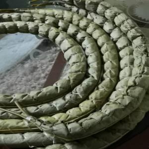  Vente De Baton De Manioc (bobolo) - autres messieurs,  ----je vends les batons de manioc en gros     bobolo  ,   la livraison est possible dans les villes frontali&egrave;res du cameroun ( ambang -minko,   kye-ossi,  douala),  tout d&eacute;pendra de la commande. --merci 