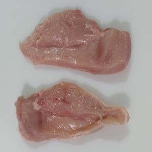  Morceaux De Filet De Poulet, Classe A, Origine Pl - viandes et oeufs usine brc a--nous offrons 40 tonnes de morceaux de filet de poulet,  classe a,  congelés en bloc de 15kg.--les morceaux présentent une forme type filet.--convient idéalement pour la production de charcuterie ou plats cuisines