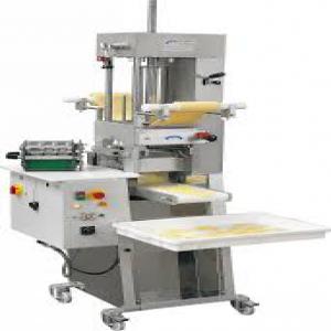  Pâtes Fraîches - conserve semi conserve . je cherche un associé sérieux pour partager notre affaire qui consiste à fabriquer toutes sortes de pâtes fraîches ( spaghetti ravioli lasagne..... )pour les hôtels et restaurants à agadir . nous avons un fonds de commerce de 200 mètres carr&eac