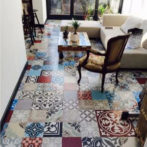  Fabricant De Carreaux De Ciment Artisanal - autres a saisir !!!    prix cassés !!!--nous destockons de grosses quantités de carreaux de ciment 100 % artisanaux,  --produits disponible en france dans la drôme.--format (cm) - 20 x 20 .--stock total - 800 m²--différents modèle sont disponibles pour les voir consulter no