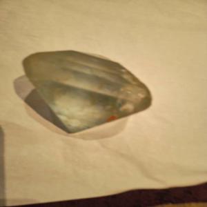  Vente Une Gamme De Pierres Precieuses - pierre roche bonjour espace agro--je suis a la recherche de contacts ou d  acheteurs de pierres precieuses  a travers le monde telques saphir , topage,  roubis,  cristal,  dioptase,  coltant,  diamant .merci de vous procurer de mon contact pour en discuter--merci espaceagro merci a tous .
