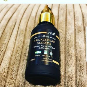  Huile De Pépins De Figue De Barbarie, Prickly - huiles nous sommes une coopérative spécialisé dans la production de l'huile de pépins de figue de barbarie ,  bio et certifiée ,  et l'huile d'argan ainsi que d'autres huiles végétales et le savon noir .----tous nos produits sont de 1ere qualité et ayan