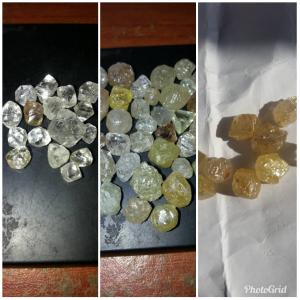  Recherche D'acheteur Du Diamant Brut - pierre roche salut,  nous avons trois différentes catégories du diamant brut à vous livrer. si vous etes toujours intéressé contactez nous directement par whatsapp ou email. merci