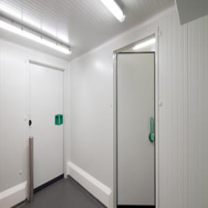  Entreprise D'entreposage Frigorifiques - autres entreprise d'entreposage frigorifiques positifs et négatifs (deux chambre froide),  avec un grands garage de 80 m2,  un bureau équipé (chaises,  bureau,  pc et imprimante),  une salle de bain et sanitaire. 