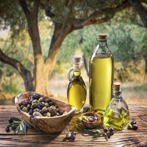  Huile D'olive - huiles j'ai 400 litre de l'huile d'olive bio  bon qualité de la région de amizour en kabyilie. (bejaia), pour plus d’information n’hésiter pas à nous écrire et nous appeler (...)     