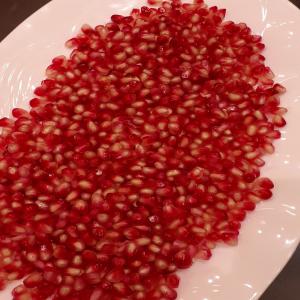  Grains De Grenade Frais - fruits et légumes nous offrons la grenade fraîche qui sont emballées selon les exigences de clients si entier ou arilles.--nous visons à dépasser l'attente de clients en offrant la plus élevée qualité de la nourriture et le meilleur prix
