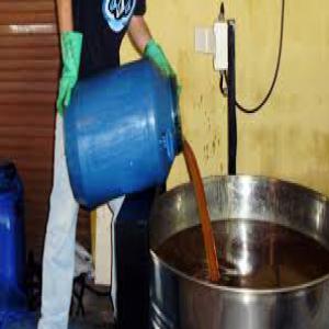  Huile Alimentaire Usagées - huiles nous recherchons fournisseur régulier et durable d’huile alimentaire usagée--certificat iscc ----nous avons besoin de gros montants mensuels----