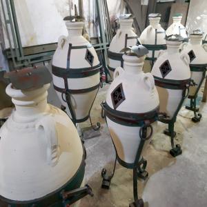  Grossiste De Poterie - autres  nous cherchons des clients que seraient int&eacute;ress&eacute;s par l'achat de poterie,  sp&eacute;cialis&eacute; dans l importation de poterie artisanale tunisienne,  ainsi que de la vaisselle,  la d&eacute;coration,  le cuir,  les foutas et les tableaux en mosaïques.----cette gamme de poterie se vend