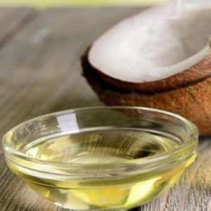  Huile De Coco - huiles bonjour à tous ! nous disposons d'une bonne quantité d'huile de coco vierge pressé à froid 100% bio et nous envisageons de nous lancer dans la production d'huile de coco pressé à chaud,  nous recherchons des clients mais surtout des partenaires qui sont dans 
