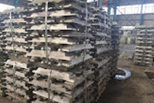  Aluminum Ingot A7 (99.7%) - metals buyer needs below as follows---aluminum ingots a7 (99.7%)--origin- any country except china--quantity- trial order- 5, 000 mt,  followed by yearly order- 50, 000 mt per month x 12 months--delivery- cif -aswp -chins- shanghai port--price- should include commission for intermediary--past export performan