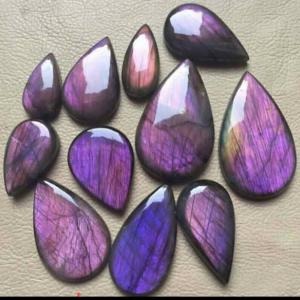  Recherche Pierres Mineraux De Madagascar - pierre roche bonjour,  je suis à la recherche d'un fournisseur de cabochons à madagascar. je recherche uniquement des pierres véritables,  non teintées,  non reconstitué. ma recherche ce porte également sur des belles qualitées de pierres,  c'est un point important &e