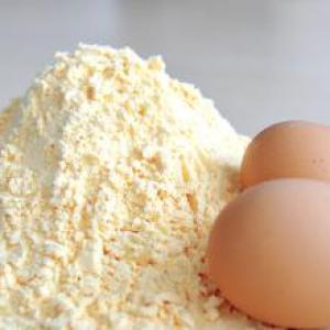  Oeufs De Volaille Marrons - viandes et oeufs détails de l'œuf----couleur- oeufs blancs et bruns--taille- 50 55 gms---- ----emballage--* 30 œufs pondus sur de la pâte à papier moulée--* 12 plateaux emballés dans des cartons d'exportation solides à 5 plis.--* 360 œufs par carton.