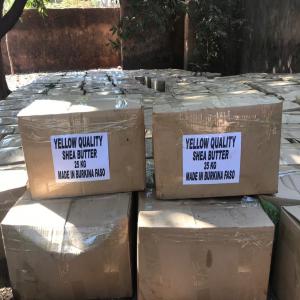  Beurre De Karité - matières grasses bonjour,  --nous avons du beurre de karit&eacute; bio originaire d'afrique de l'ouest extraite a la main disponible en grande quantit&eacute; prete pour export a un prix tr&egrave;s int&eacute;ressant. merci de nous contacter pour plus de d&eacute;tails. plaisantin s'abstenir svp